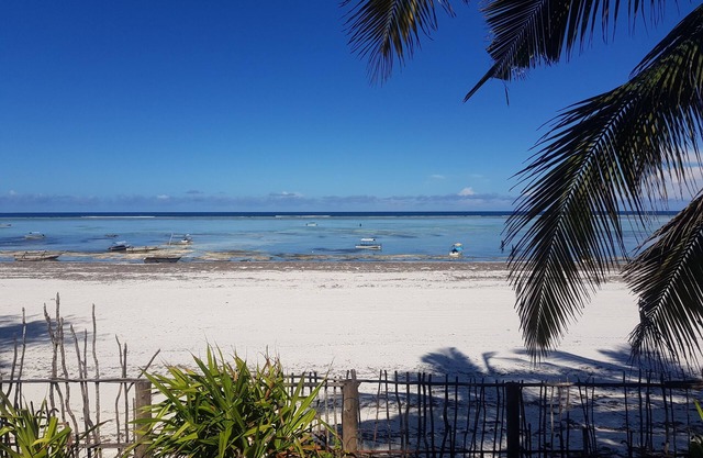 Romantic room with access to beach ideal for 2 guests, in Kigomani, Zanzibar