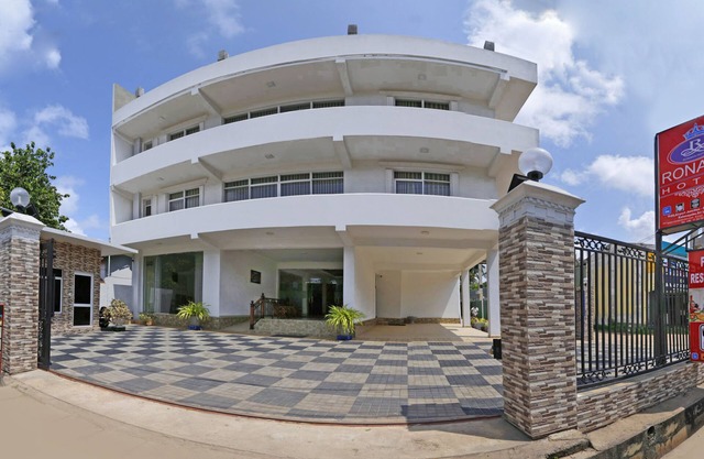 Ronaka Airport Transit Hotel