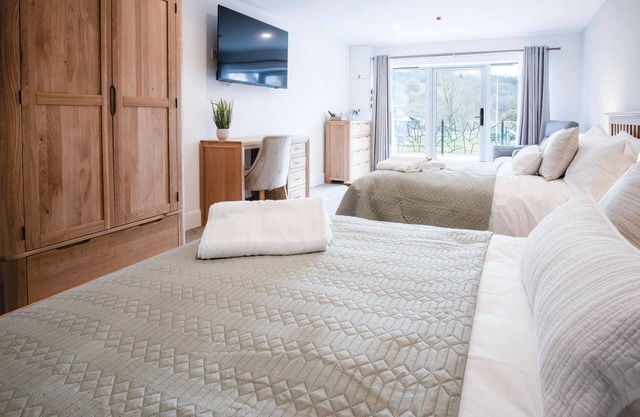 Room 8 - The Sleeping Giant - Pen Y Cae Inn