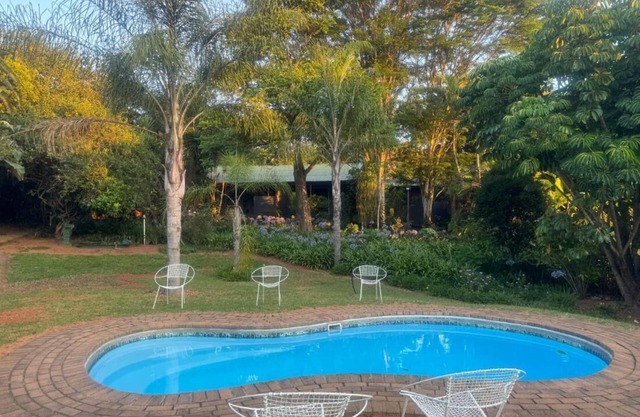 Room-busa House Self-catering Unit