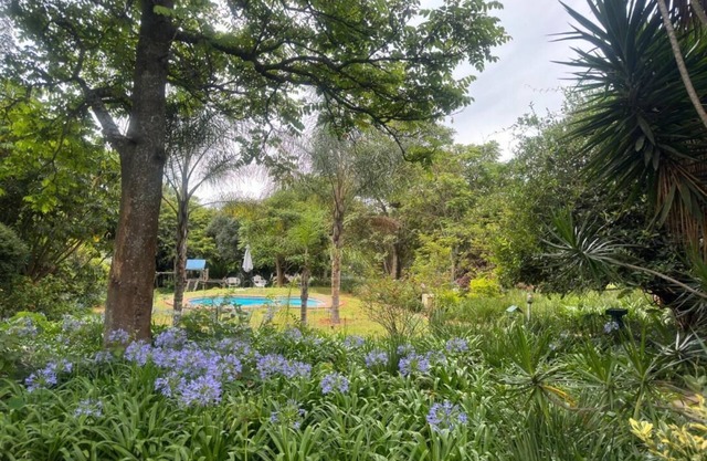 Room-busa House Self Catering Guest Hous