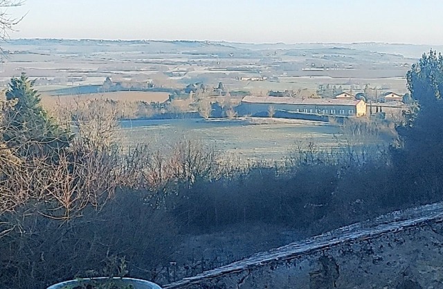 Room for rent in charming Lauragais village.
