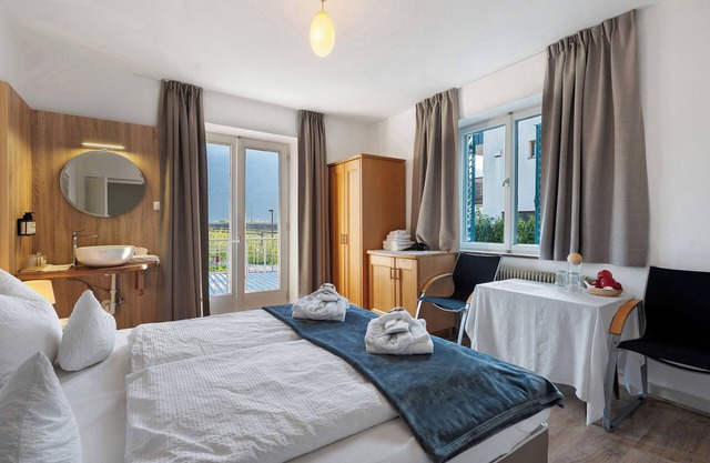 Room 'Haus Burger Vilpian 3' with Mountain View, Balcony and Wi-Fi