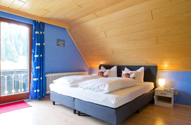 Room 'Julia' with Shared Terrace, Balcony and Wi-Fi