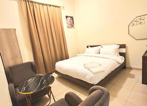 Room near to Lamer Beach Jumeirah one walk distance oima leasing property