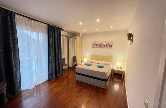 Rooms Nuevo Paris