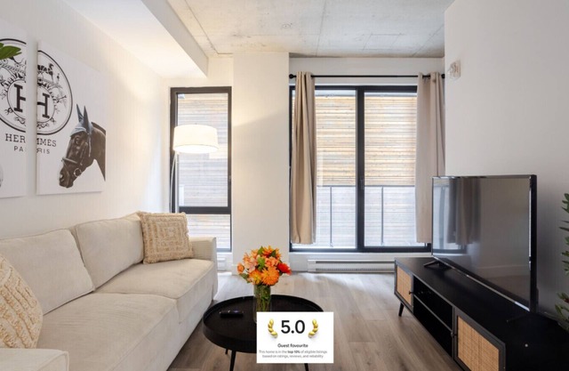 Roomy 1BR Getaway | MTL Old Port