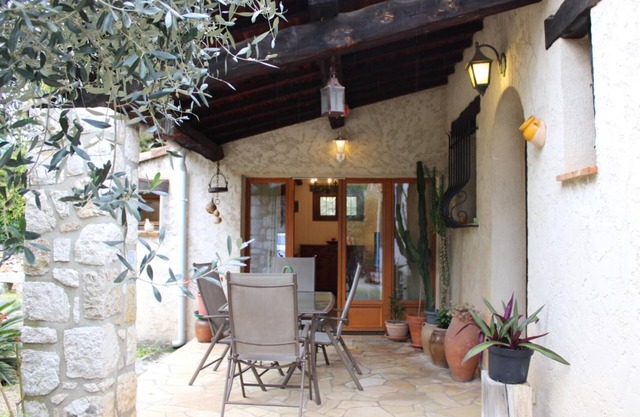 Rosalie - BIOT - Gîte
