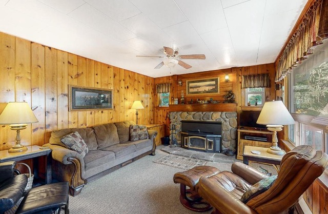 Rosebud Cottage