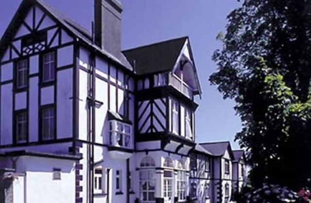 Rosemullion Hotel