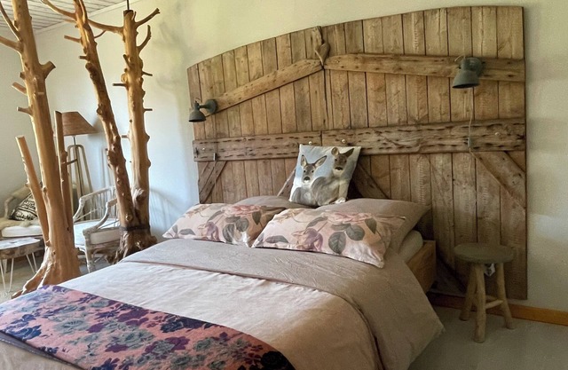 Rosen-Holz vacation apartment for peace and relaxation, let your soul dangle