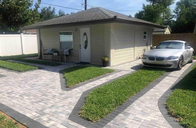 Roy's guest house