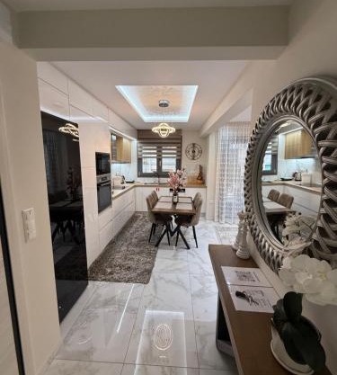 Royal Apartment