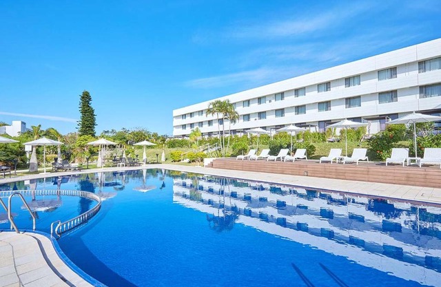 Royal View Hotel Churaumi