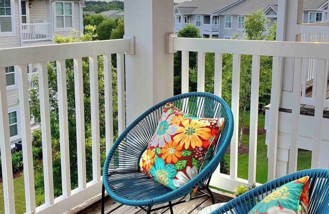 RTP Condo near RDU airport + Pool & Amenities