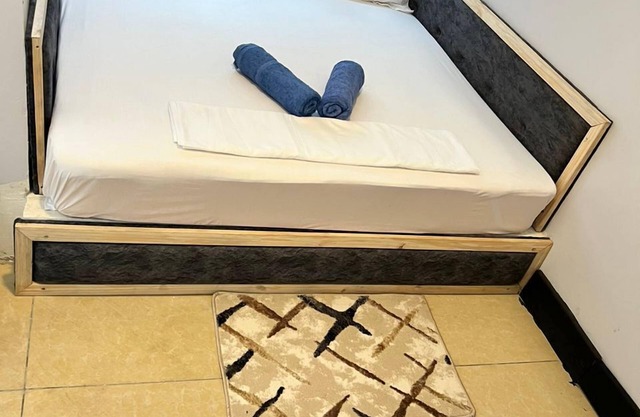 Ruasi Lodge