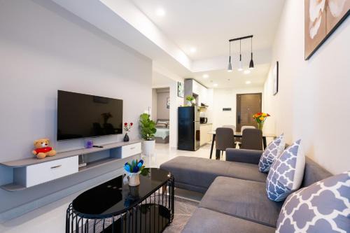 Rubi Home - Soho Apartment & Hotel District 1