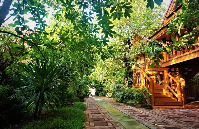 Ruenthai Boutique