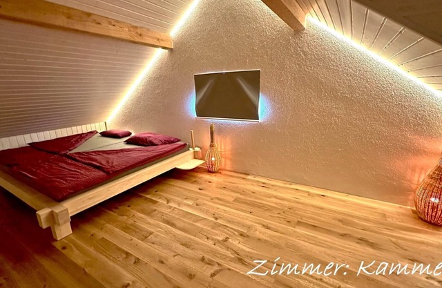 Ruhig und Zentral Gelegenes B&B mit Garten und Pool Laden zum Verweilen ein