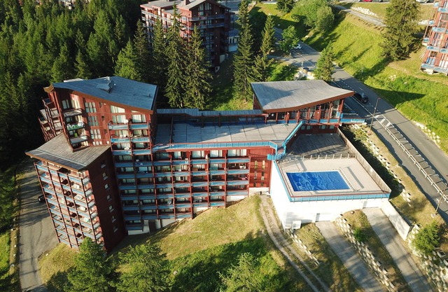 Ruitor accommodation ski holidays in the snow and summer in the mountains