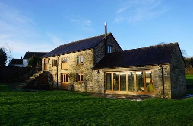 Rural escape - over 2 acres of garden with Dartmoor views