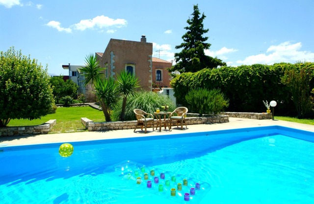 Rural idyll and peaceful neighborhood - holiday house with pool, wifi | Prinos,