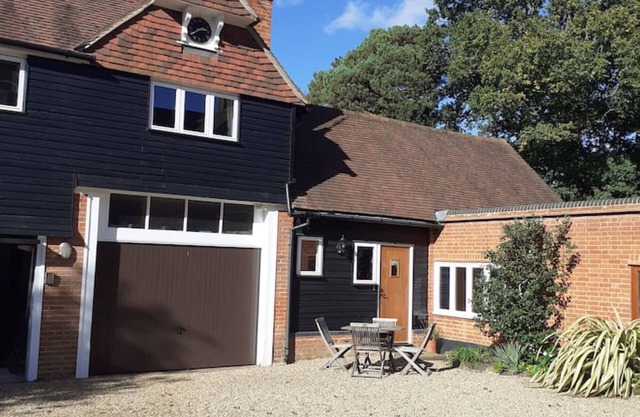 Rural Retreat near Dorkingnn