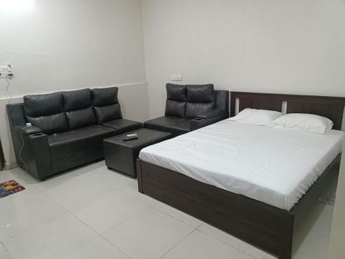 RVR TOWN LODGe