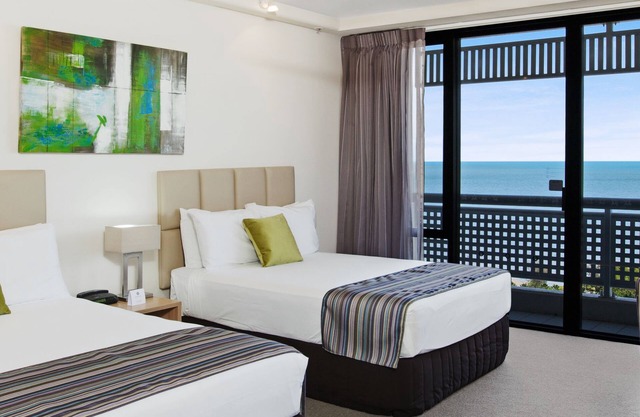 Rydges Esplanade Resort Cairns
