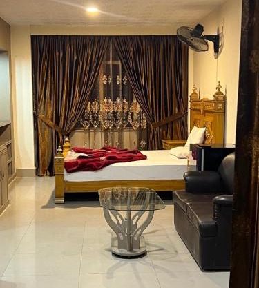 Rysons Continental Hotel