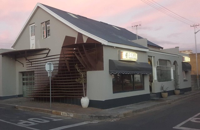 S-Cape Holiday Homes