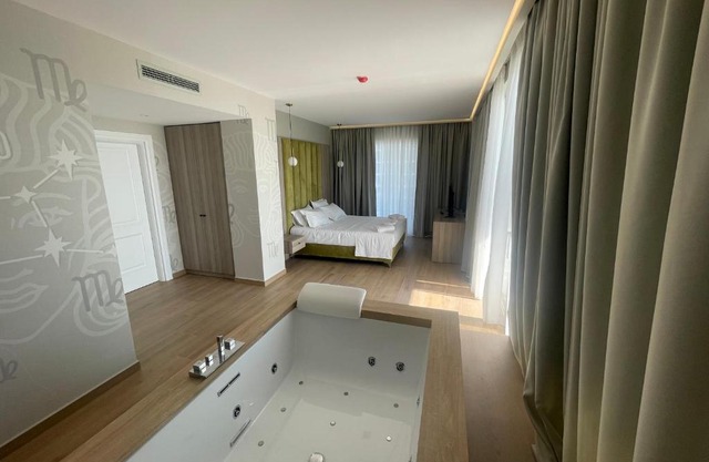 SACA HOTEL