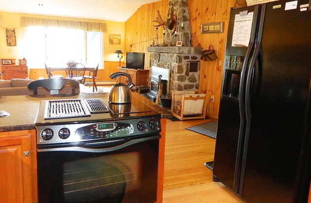 Saddleback Lake Lodge 26 | Close to Saddleback
