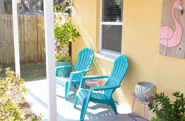 Safety Harbor - Tropical Oasis