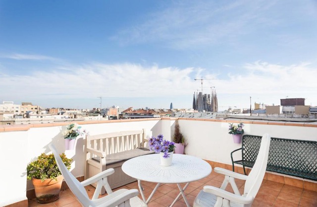 Sagrada Familia Attic - Terrace Bcn Views