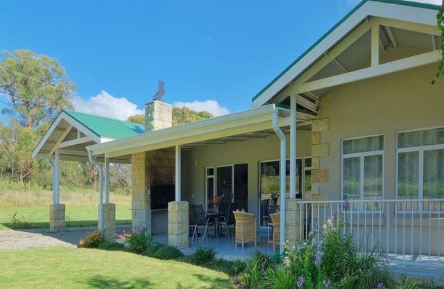 Saints Rest - Luxury Holiday house on the Clarens Golf & Trout Estate