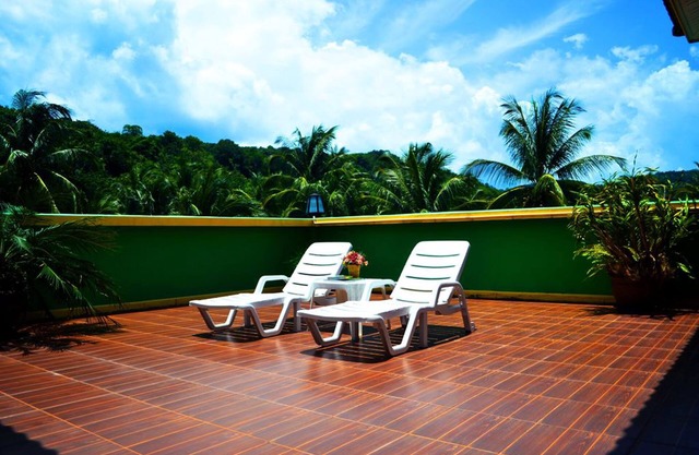 Sairougn Seaview Hotel