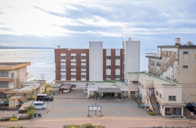 Sakurajima Seaside Hotel