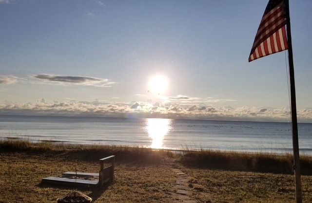 Sand Beach Door County Lake House - Last Minute Opening!