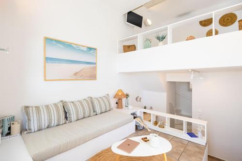 Sand Beach House, Naxos Stelida