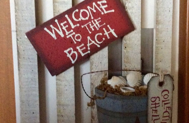 Sand Section Studio in Manhattan Beach, ½ Block to the Sand, South End, PARKING!