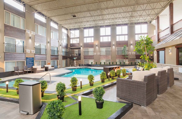 Sandman Hotel Edmonton West