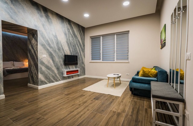 Sandor Apartment