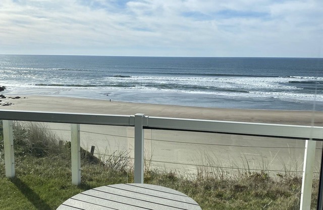 Sandpiper Suite 102