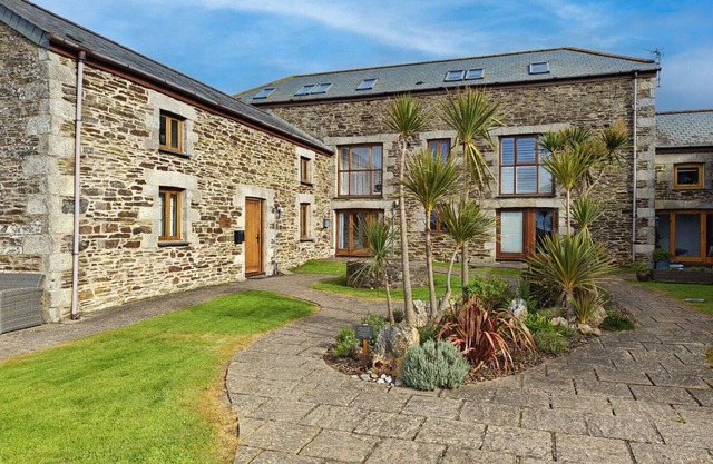 Sandseekers Barn - Three Bedroom House, Sleeps 6