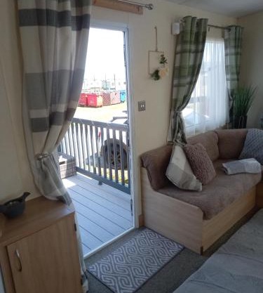 SANDY BAY STAYOVER