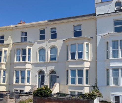 Sandy Toes - Top floor with stunning sea view! Dogs welcome on request, extra fee