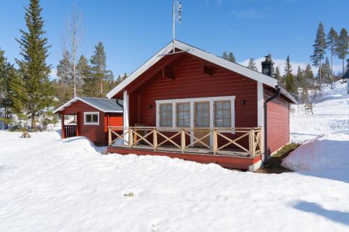 Sauna | Engine heater | Wood stove | TV