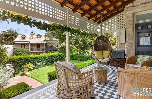 Savannah House Neutral Bay