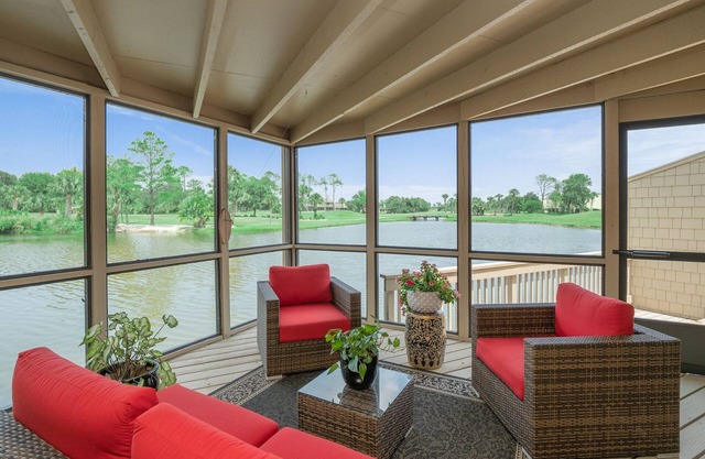 Sawgrass Country Club, Ponte Vedra Beach Townhome, Amazing Wildlife